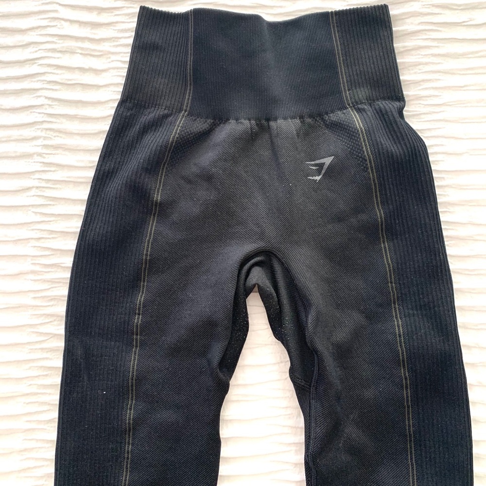 $20 Gymshark leggings